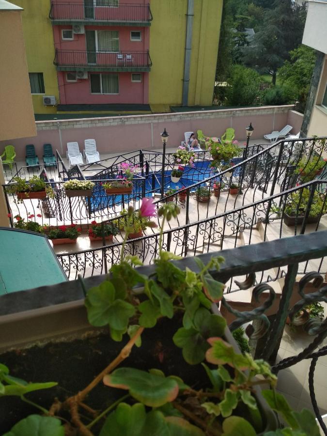 Appartement Студия В Комплексе Rozali à Varna Extérieur photo